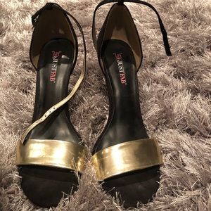 Gold strap sandal/heel